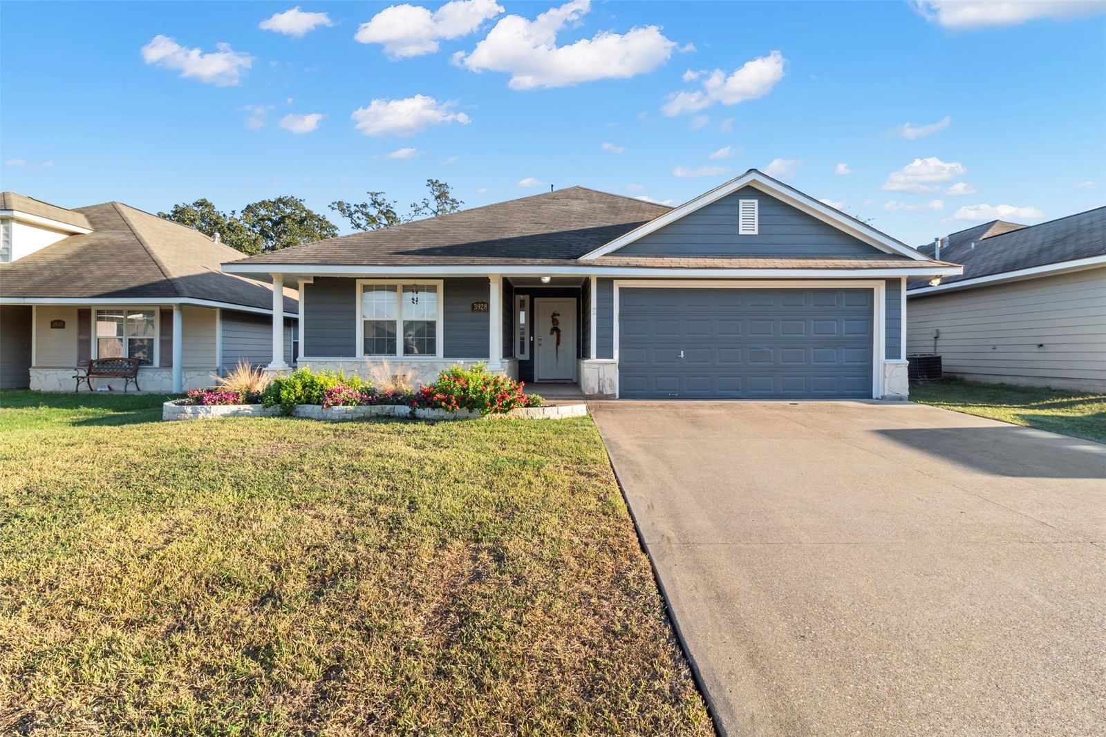 Real estate property located at 3928 Tranquil Path, Brazos, Westfield Village Ph 03, College Station, TX, US