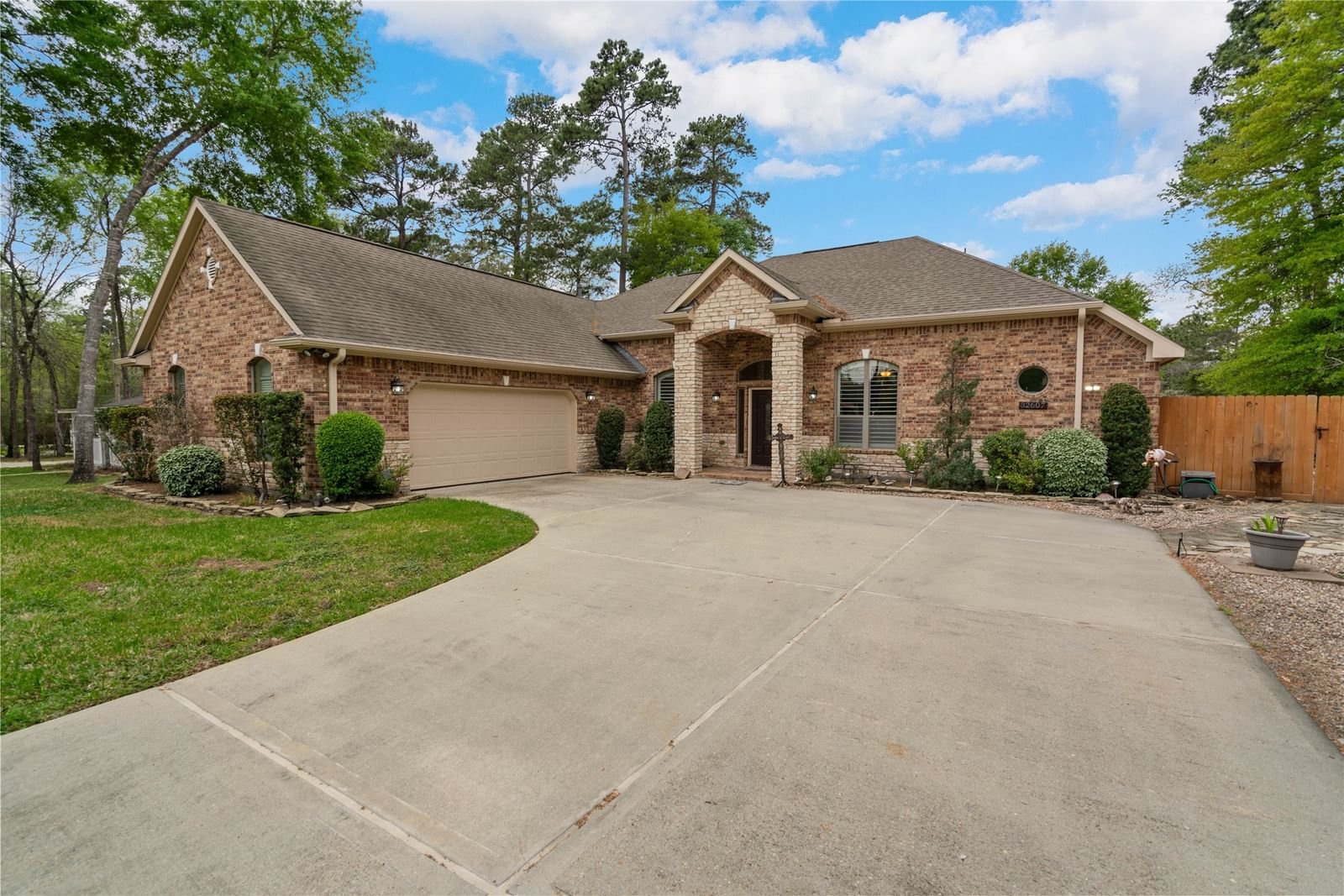 Real estate property located at 32607 Westwood Square East, Montgomery, Westwood, Magnolia, TX, US