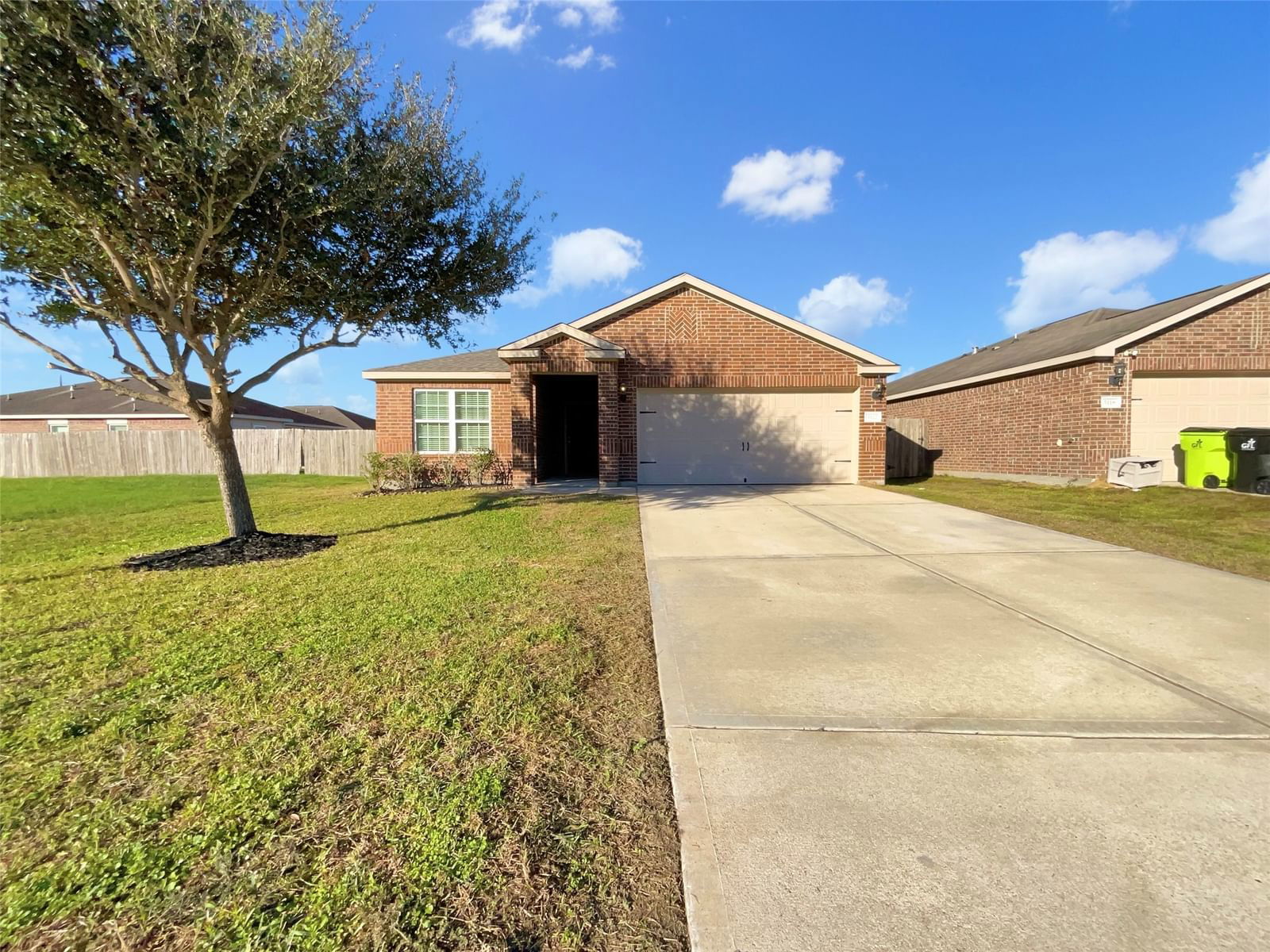 Real estate property located at 5122 Breezy Parke, Fort Bend, The Trails At Seabourne Parke Sec 3, Rosenberg, TX, US