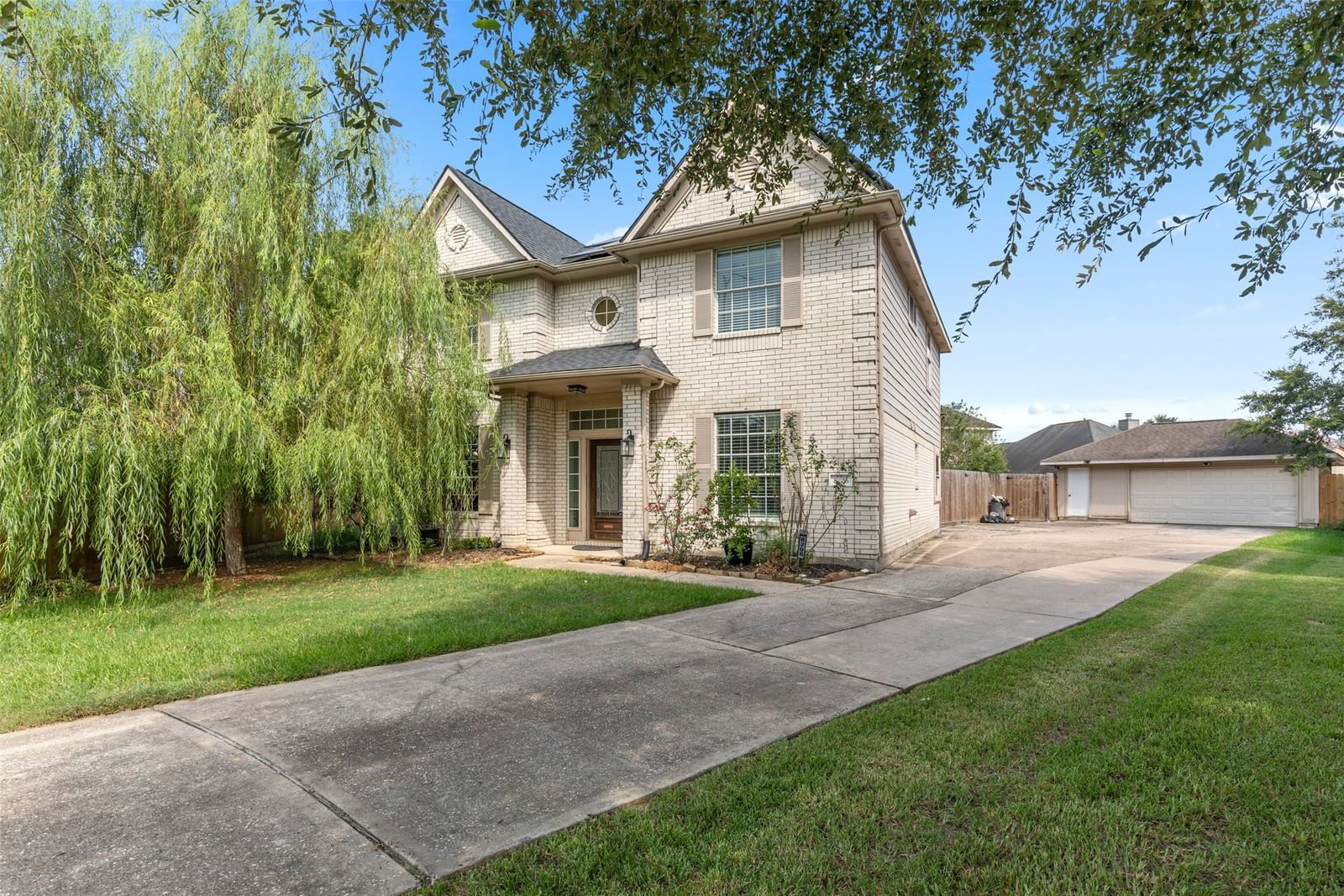 Real estate property located at 8206 Poplar, Chambers, Country Meadows Sec 03, Baytown, TX, US