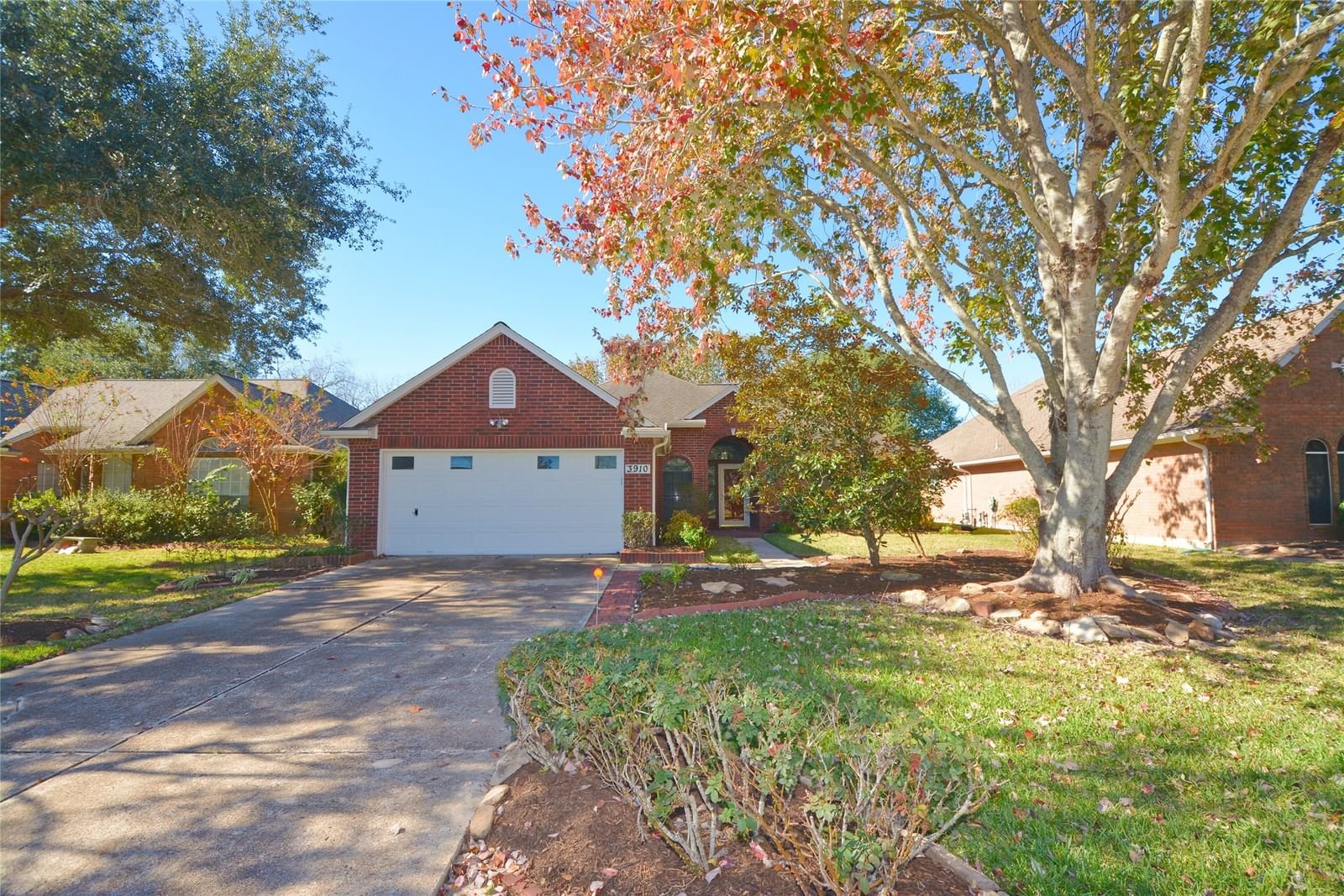 Real estate property located at 3910 Peach Hollow, Brazoria, Countryplace Sec 8, Pearland, TX, US