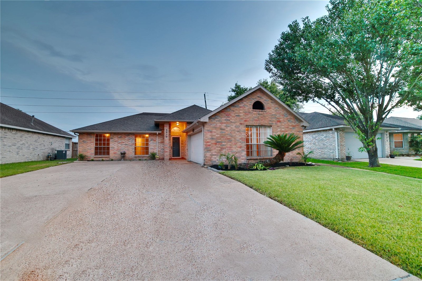 Real estate property located at 2630 S Peach Hollow Cir, Brazoria, Pearland, TX, US