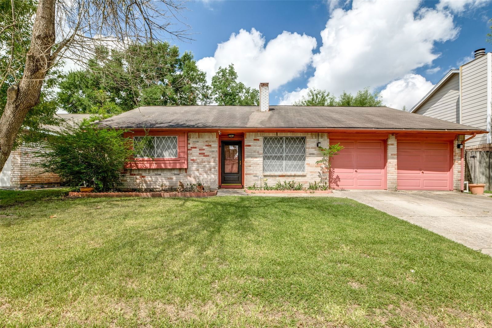 Real estate property located at 4135 Lufborough, Harris, Northcliffe Sec 02, Houston, TX, US