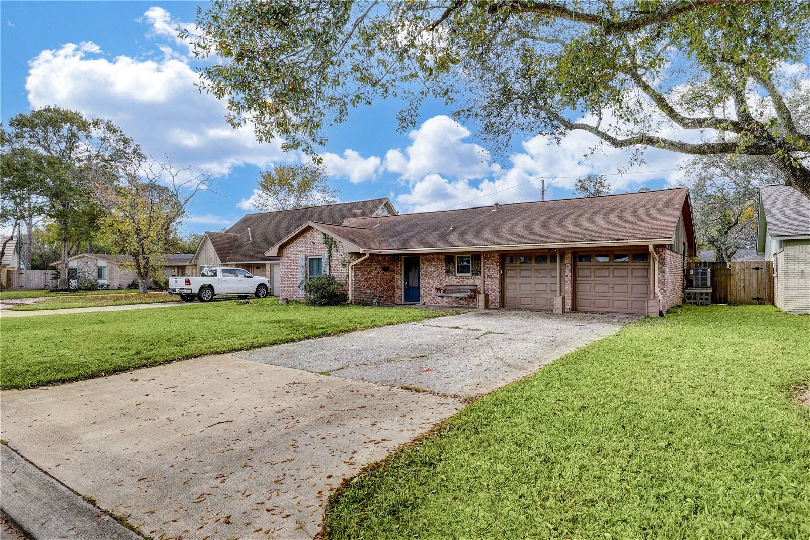Real estate property located at 1413 Delabrook, Harris, Seabrook, TX, US