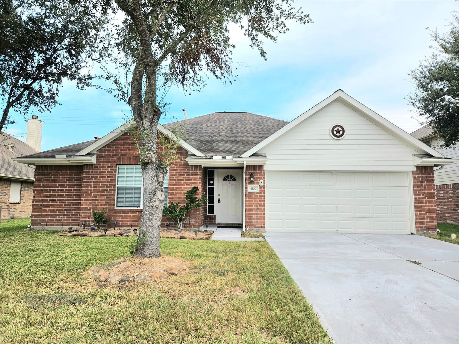 Real estate property located at 4107 Mustang, Brazoria, Park Village Estates Sec 1-2-3, Pearland, TX, US