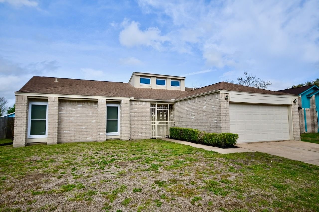Real estate property located at 16130 Bowridge, Fort Bend, Ridgegate, Houston, TX, US