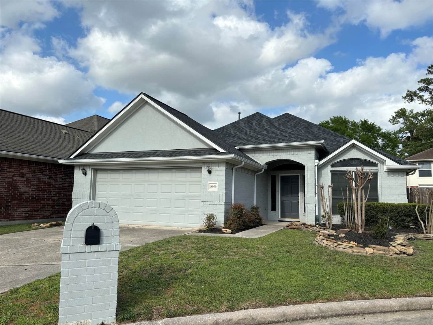 Real estate property located at 18906 Cypresswood Forest, Harris, Cypress Hollow Sec 01, Spring, TX, US