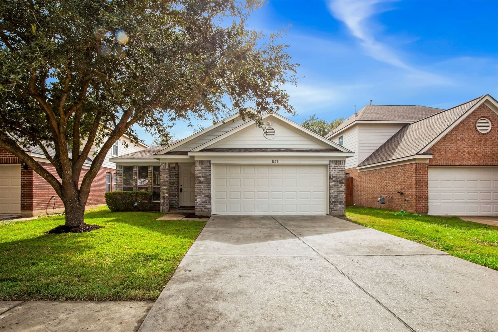 Real estate property located at 18251 River Sage, Harris, Windsong Place, Houston, TX, US