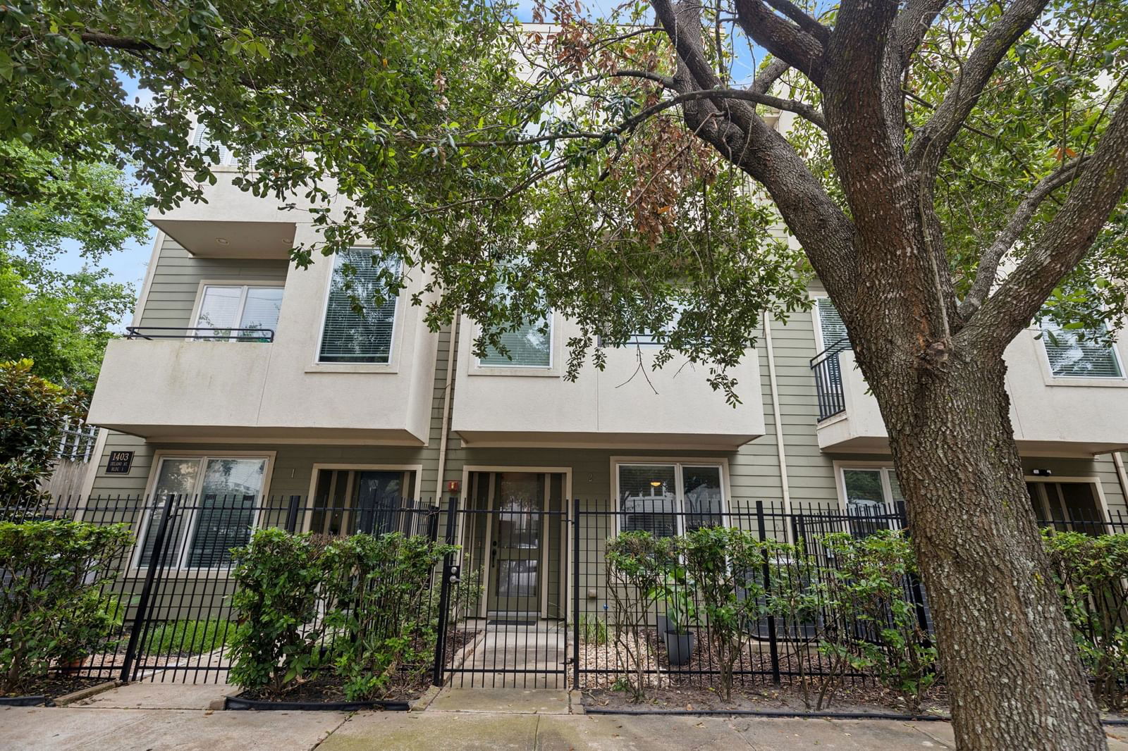 Real estate property located at 1403 Delano #2, Harris, Delano Place Condos, Houston, TX, US