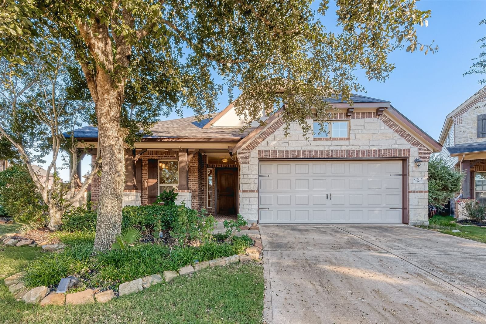 Real estate property located at 6203 Holly Oaks, Fort Bend, Fulshear, TX, US