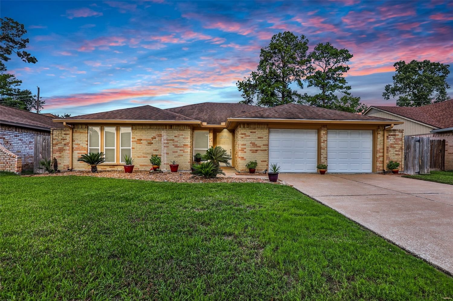 Real estate property located at 18911 Droitwich, Harris, Humble, TX, US