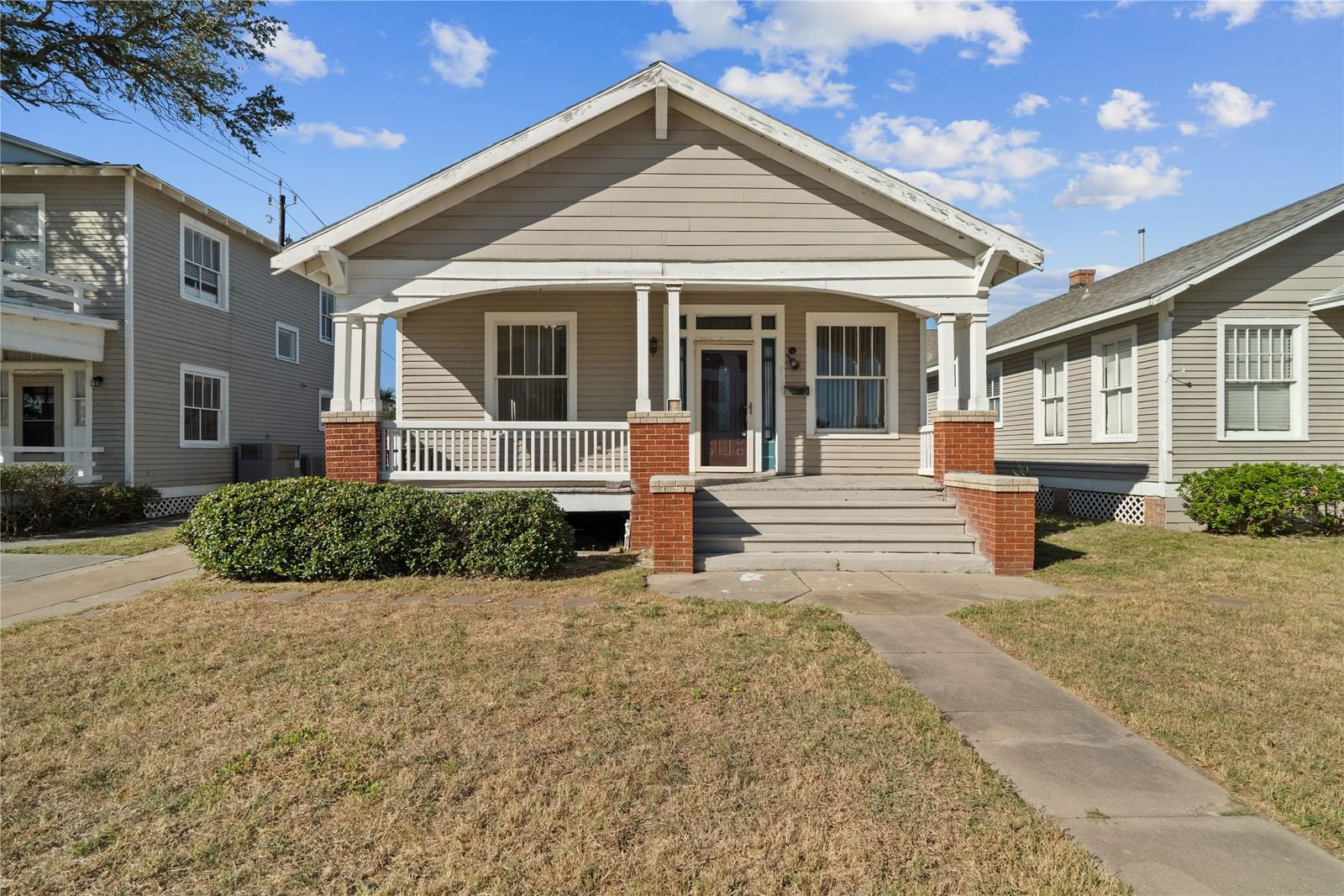 Real estate property located at 807 University, Galveston, Galveston Townsite, Galveston, TX, US