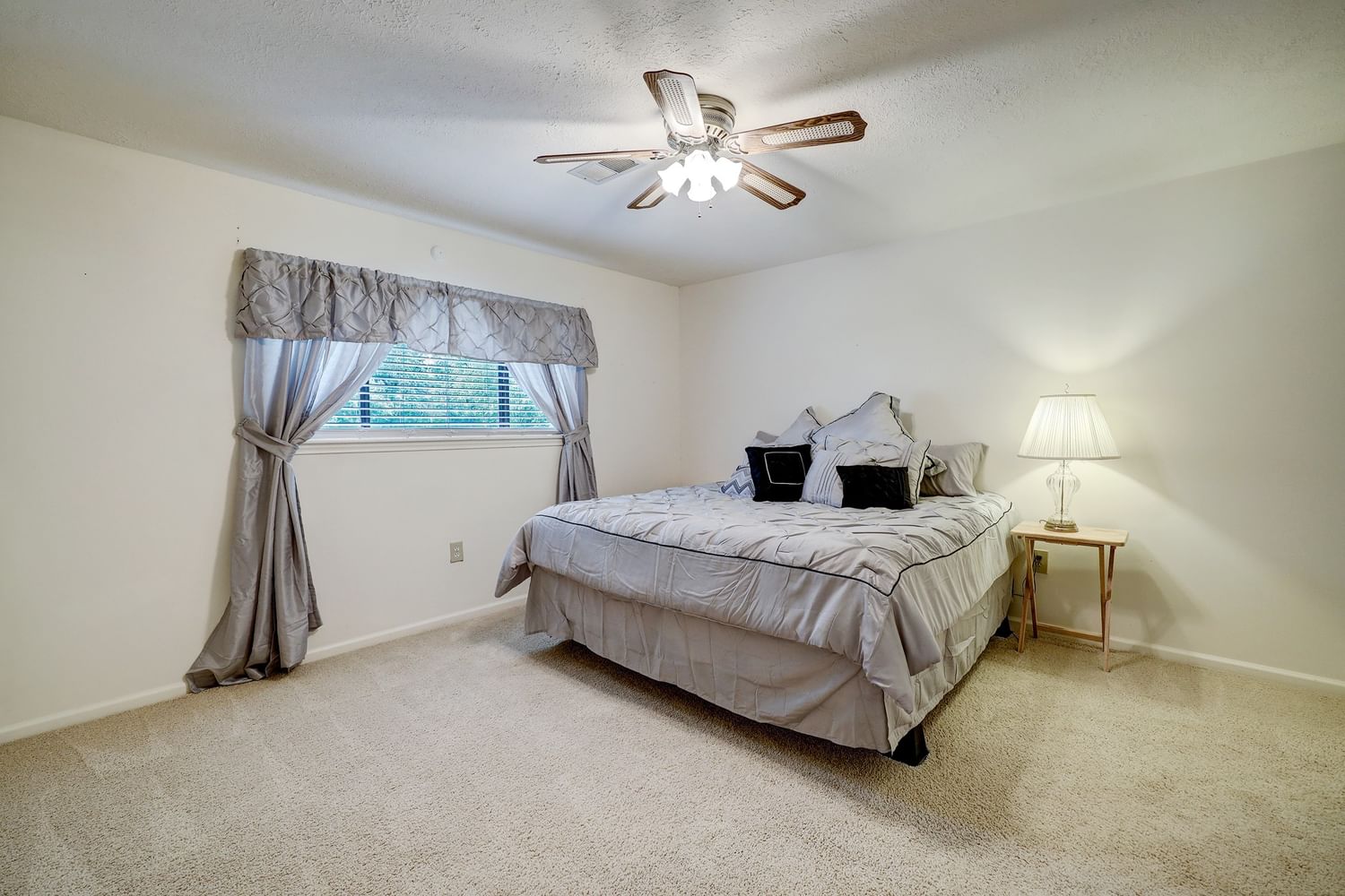 Real estate property located at 11712 Advance, Harris, Houston, TX, US
