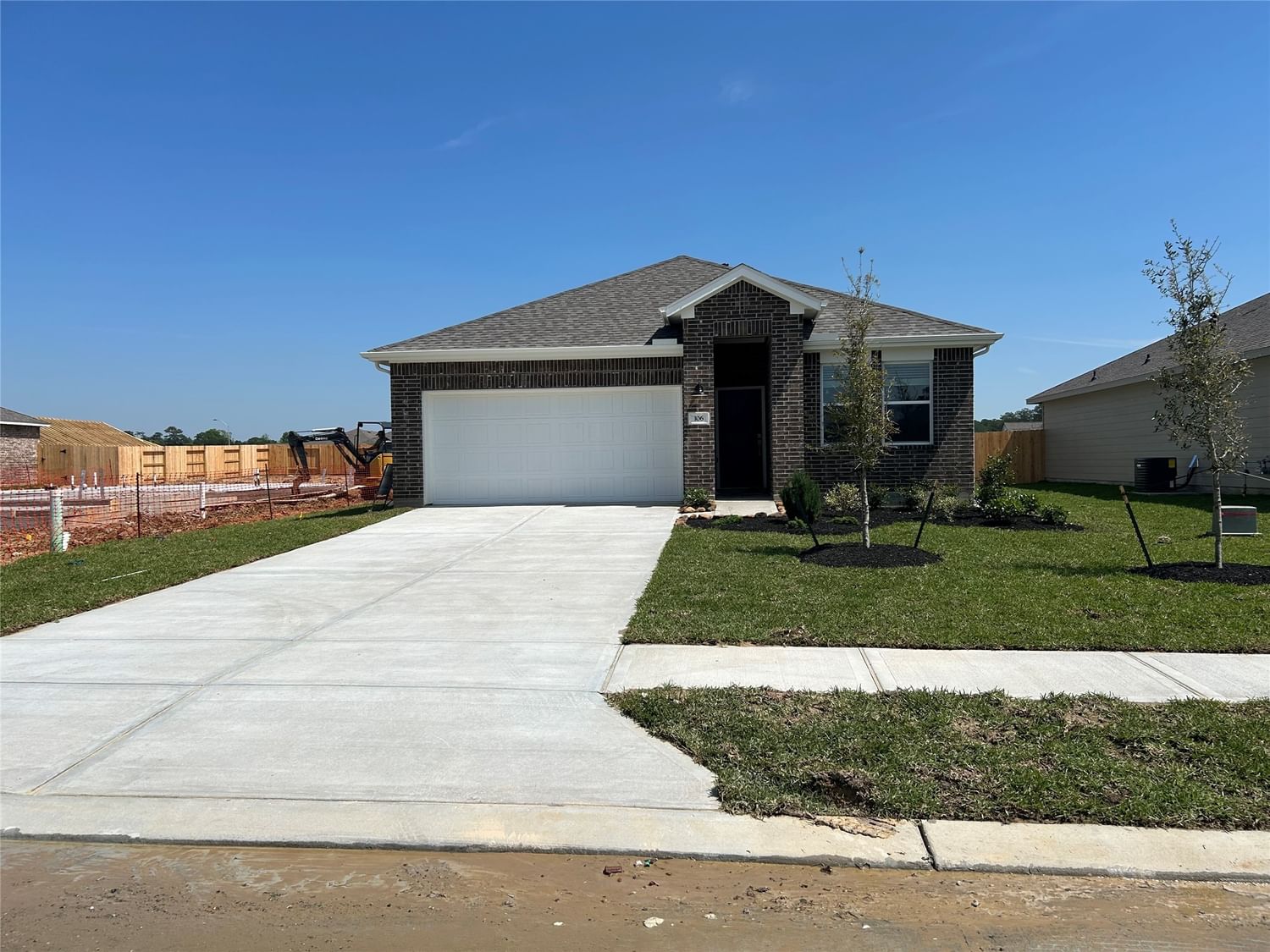 Real estate property located at 106 Peachleaf Court, Chambers, Cypress Point, Anahuac, TX, US