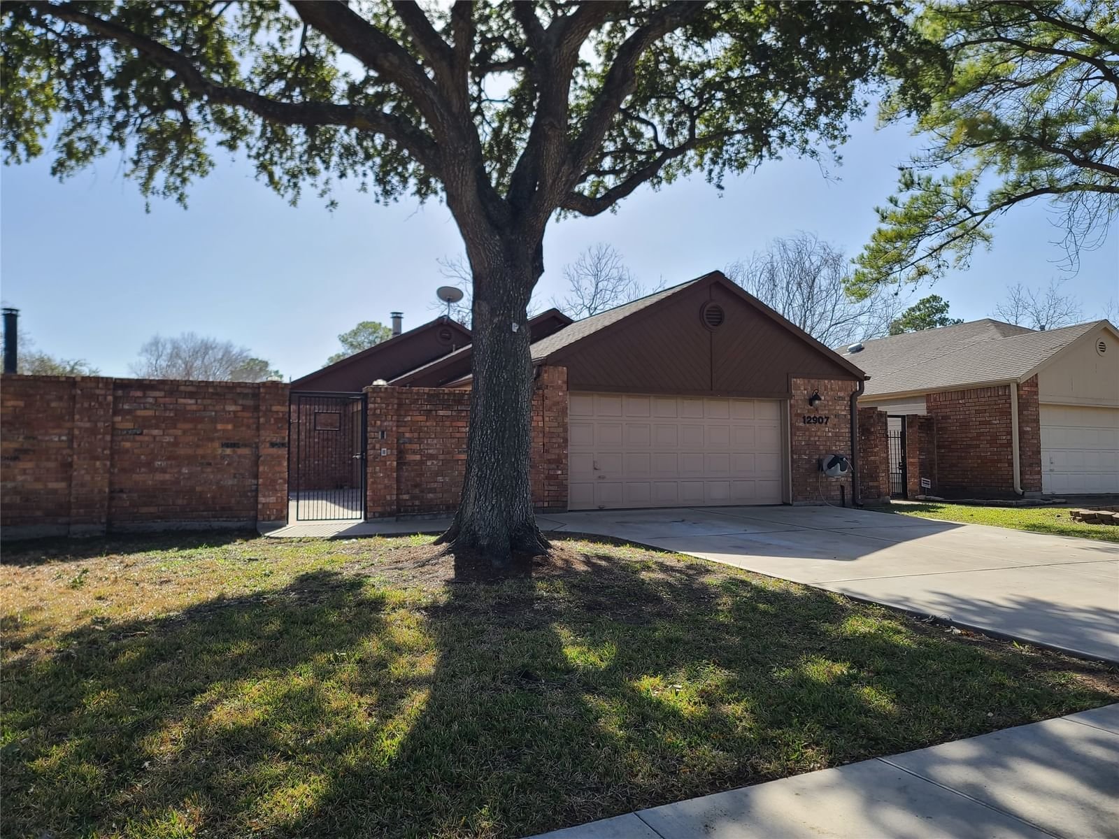 Real estate property located at 12907 Stancliff Oaks, Fort Bend, Barrington Place Sec 3, Sugar Land, TX, US