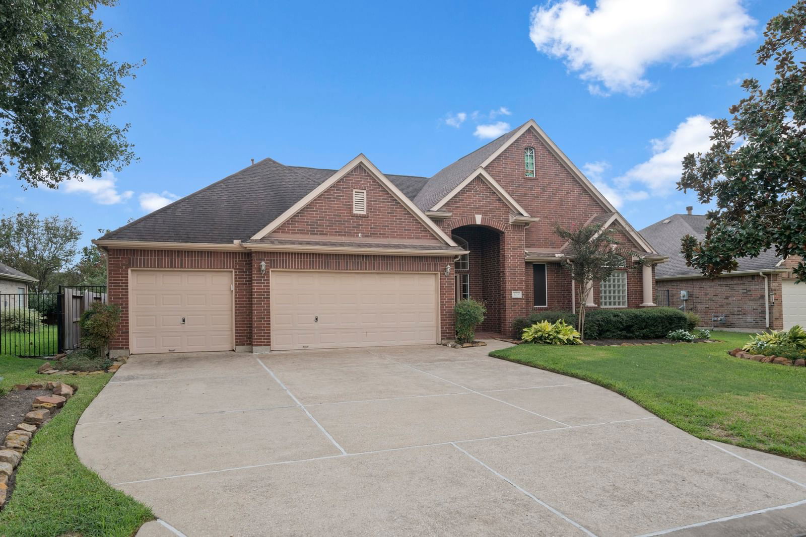 Real estate property located at 3318 Cedar Hollow, Brazoria, The Lakes At Countryplace Sec, Pearland, TX, US