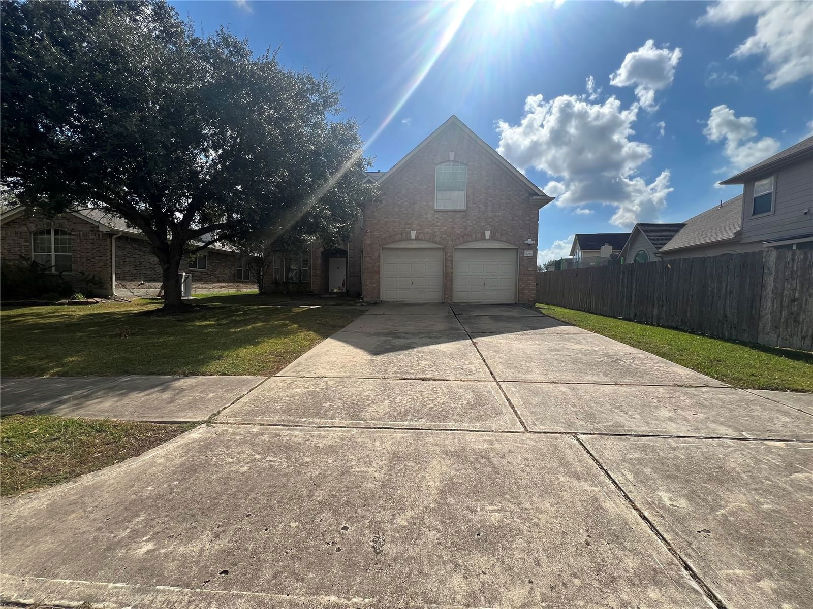 Real estate property located at 8210 Solara, Fort Bend, Park At Mission Glen Sec 2, Houston, TX, US