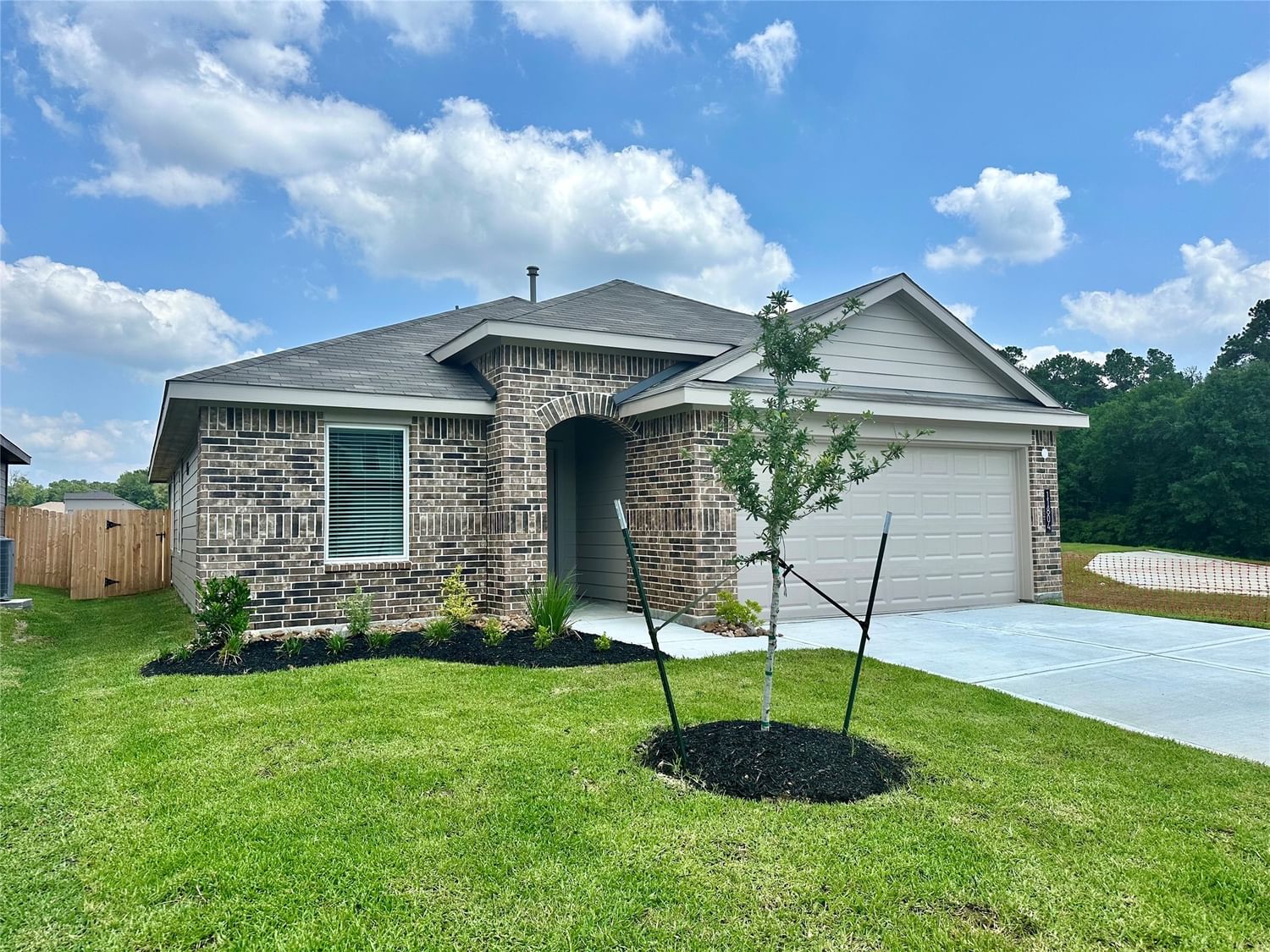 Real estate property located at 11804 Summertime, Montgomery, Summerwood Trails Sec 2, Willis, TX, US