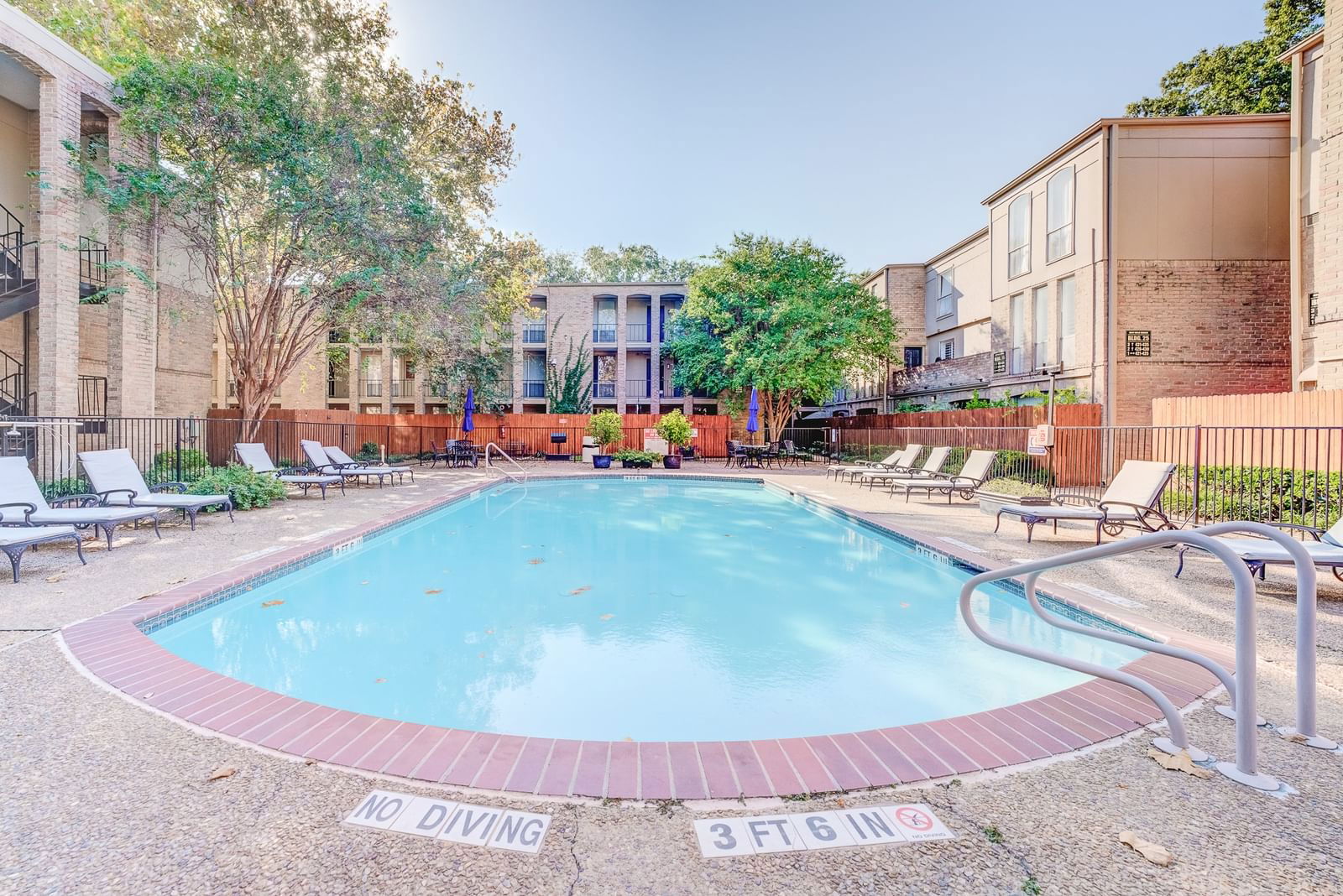 Real estate property located at 4643 Wild Indigo #407, Harris, New Castle At Town Plaza Ph 02, Houston, TX, US