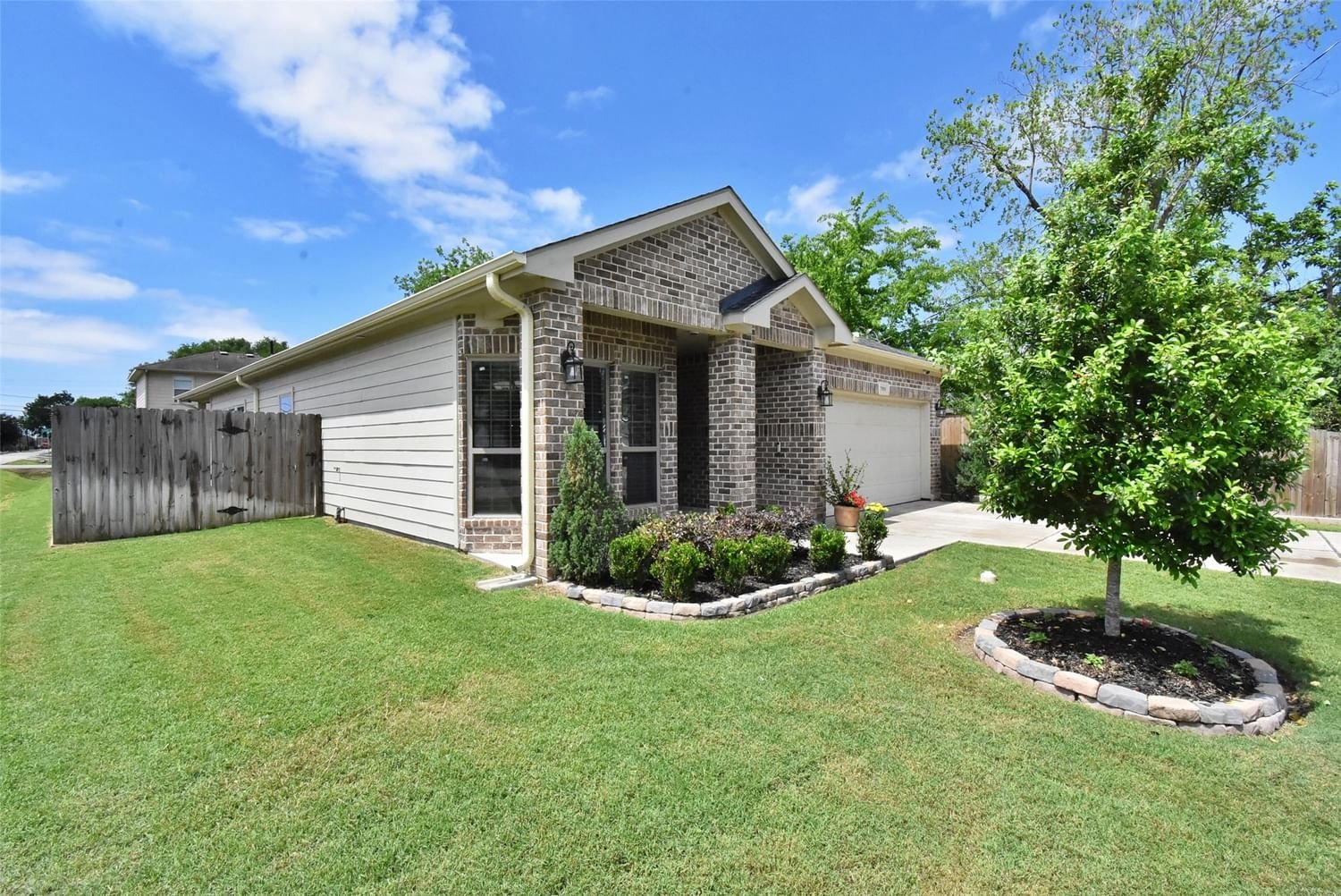 Real estate property located at 7930 Brandon, Harris, Sunnyside Place, Houston, TX, US