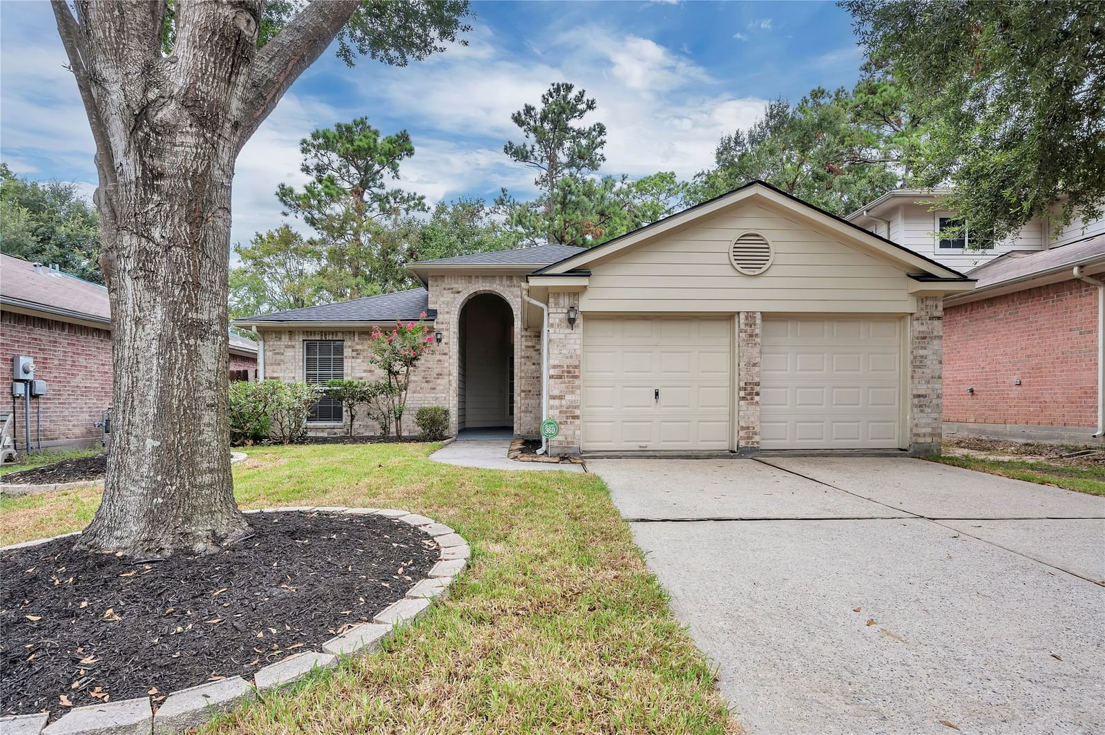 Real estate property located at 23207 Postwood Park, Harris, Postwood Green, Spring, TX, US