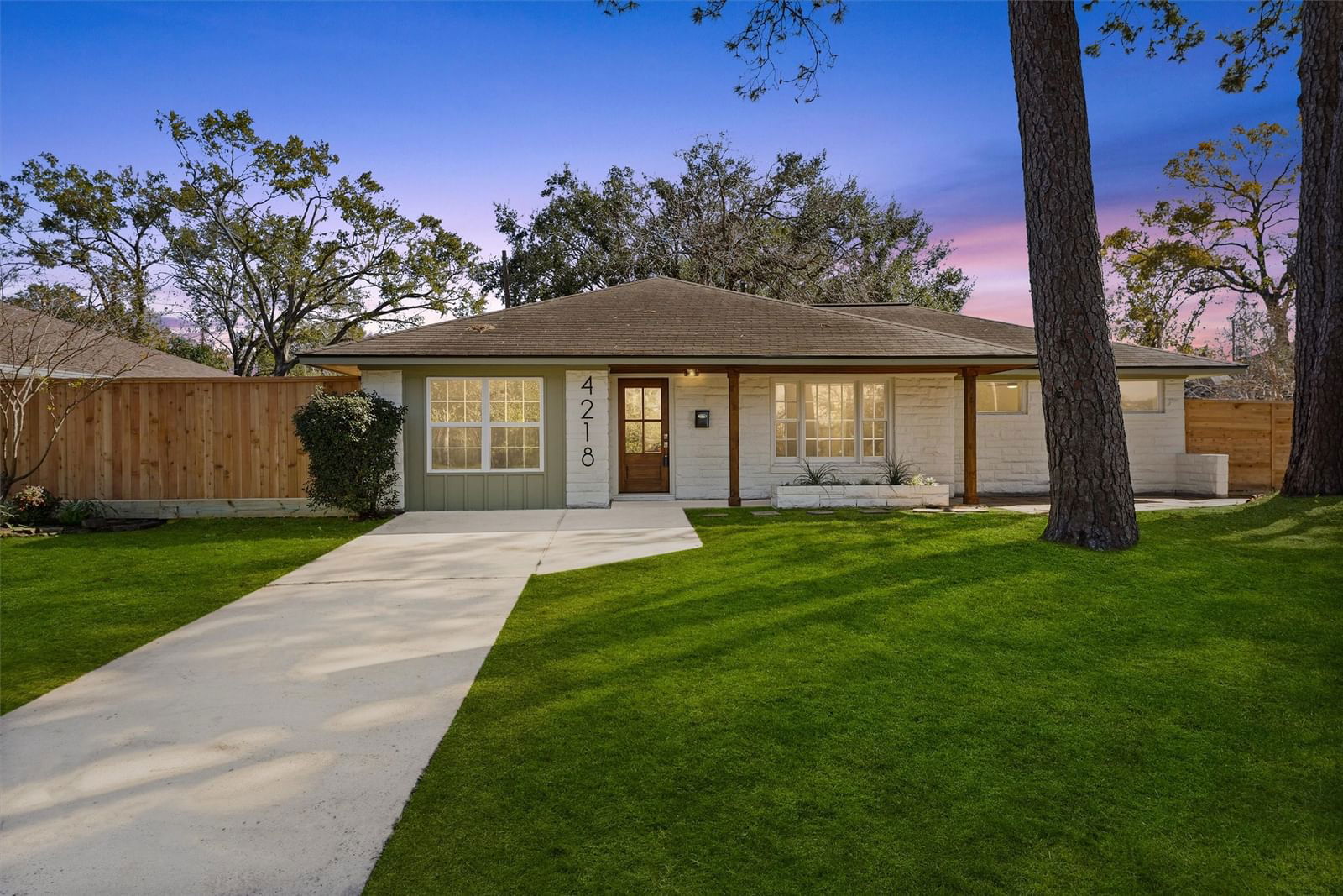 Real estate property located at 4218 T C Jester, Harris, Oak Forest Sec 14, Houston, TX, US