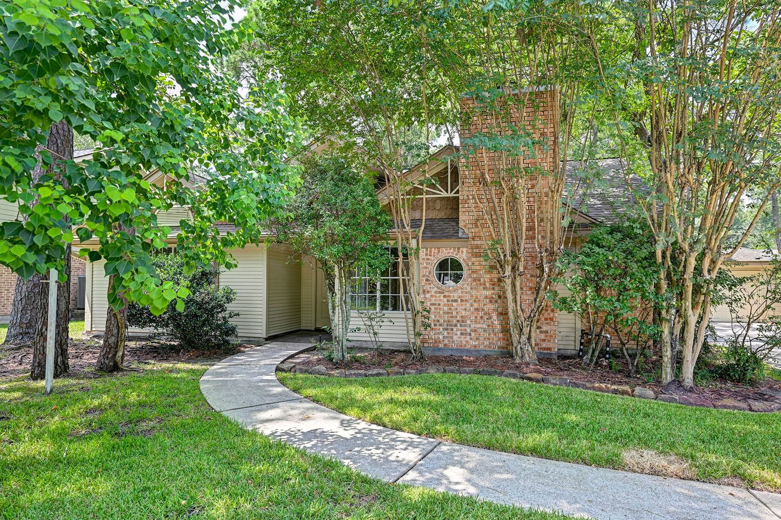 Real estate property located at 31 Cornerbrook, Montgomery, Cochran's Crossing, Spring, TX, US