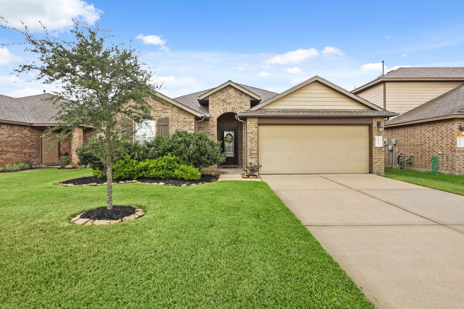 Real estate property located at 28722 Innes Park, Fort Bend, Tamarron, Katy, TX, US