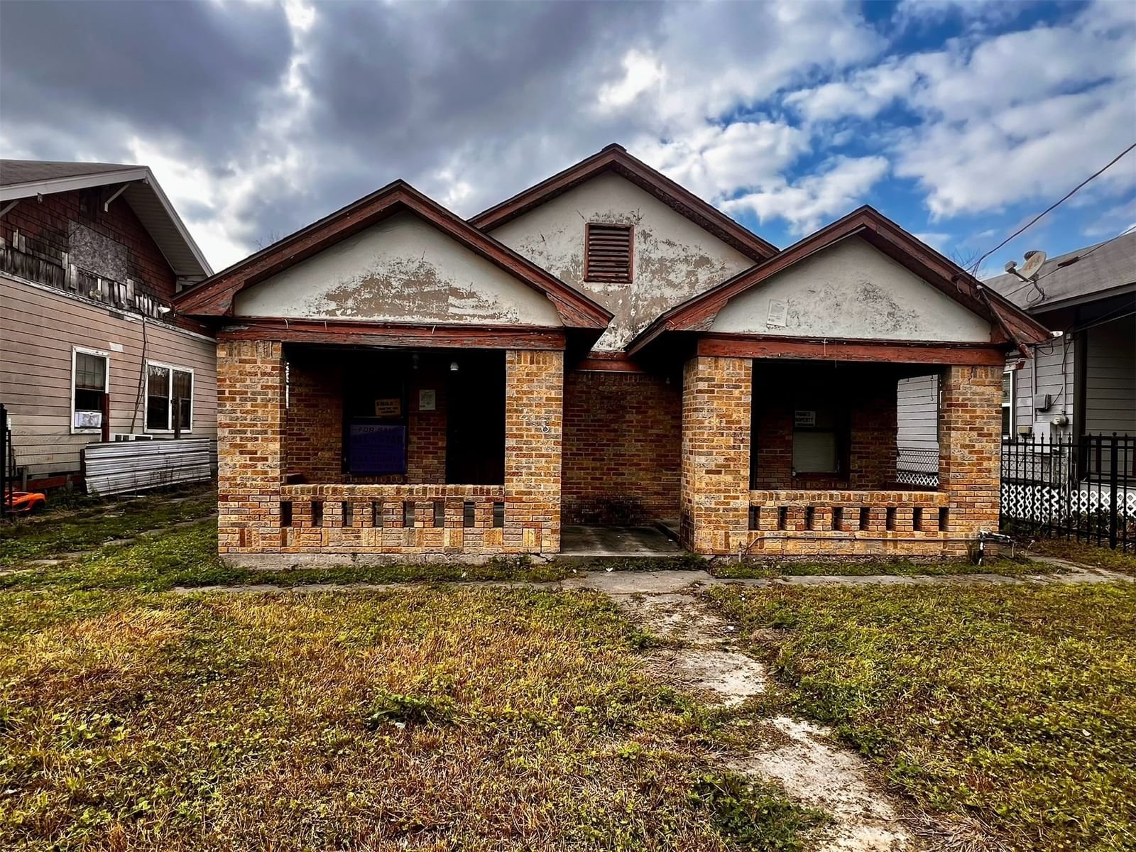 Real estate property located at 214 Clifton, Harris, Fullerton Place, Houston, TX, US