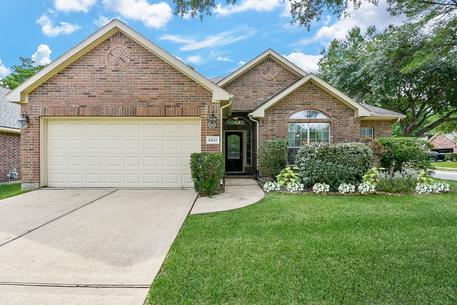 Real estate property located at 18123 Cabin Green Court, Harris, Eagle Springs, Humble, TX, US