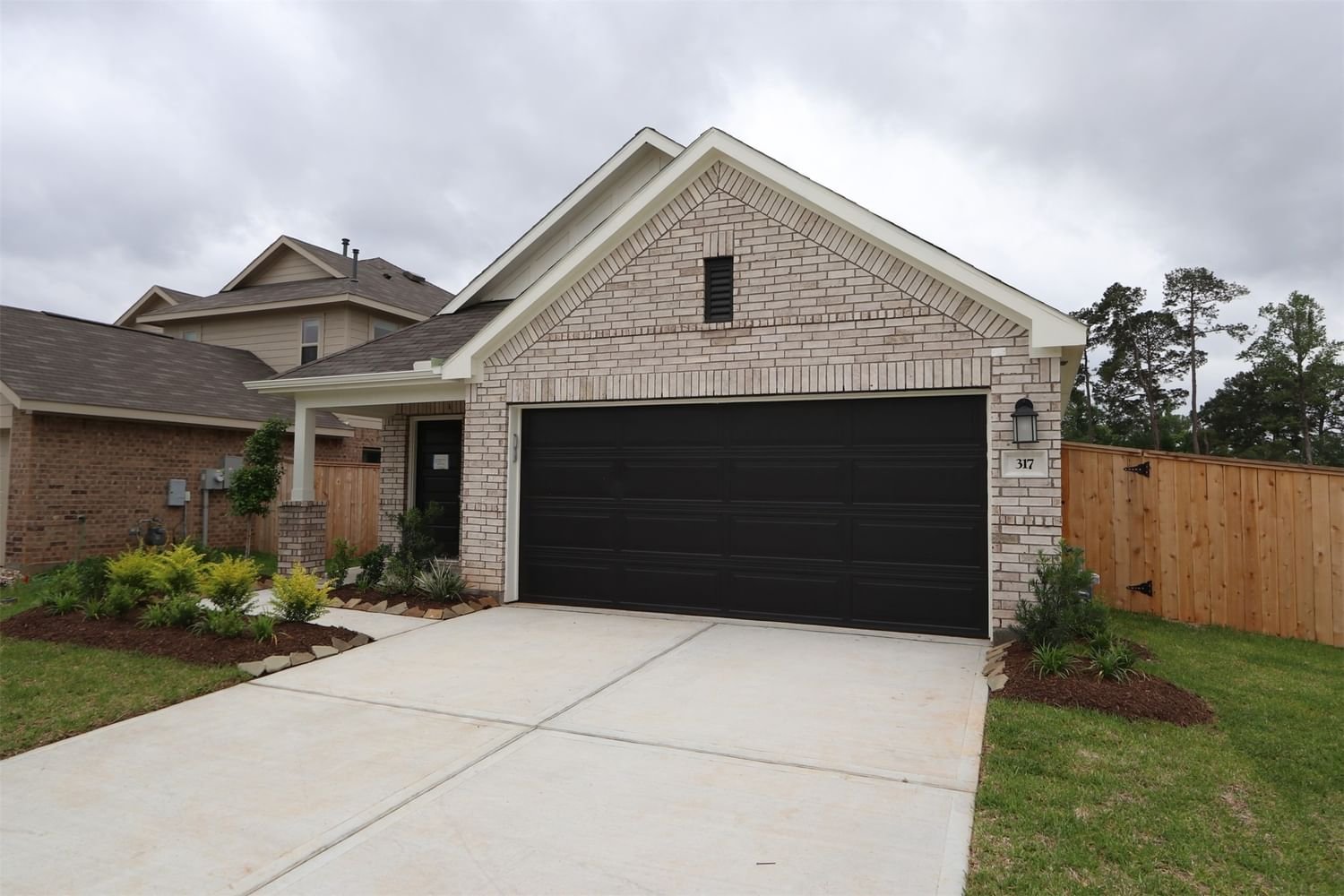 Real estate property located at 317 Harbor Bend, Montgomery, Moran Ranch, Willis, TX, US