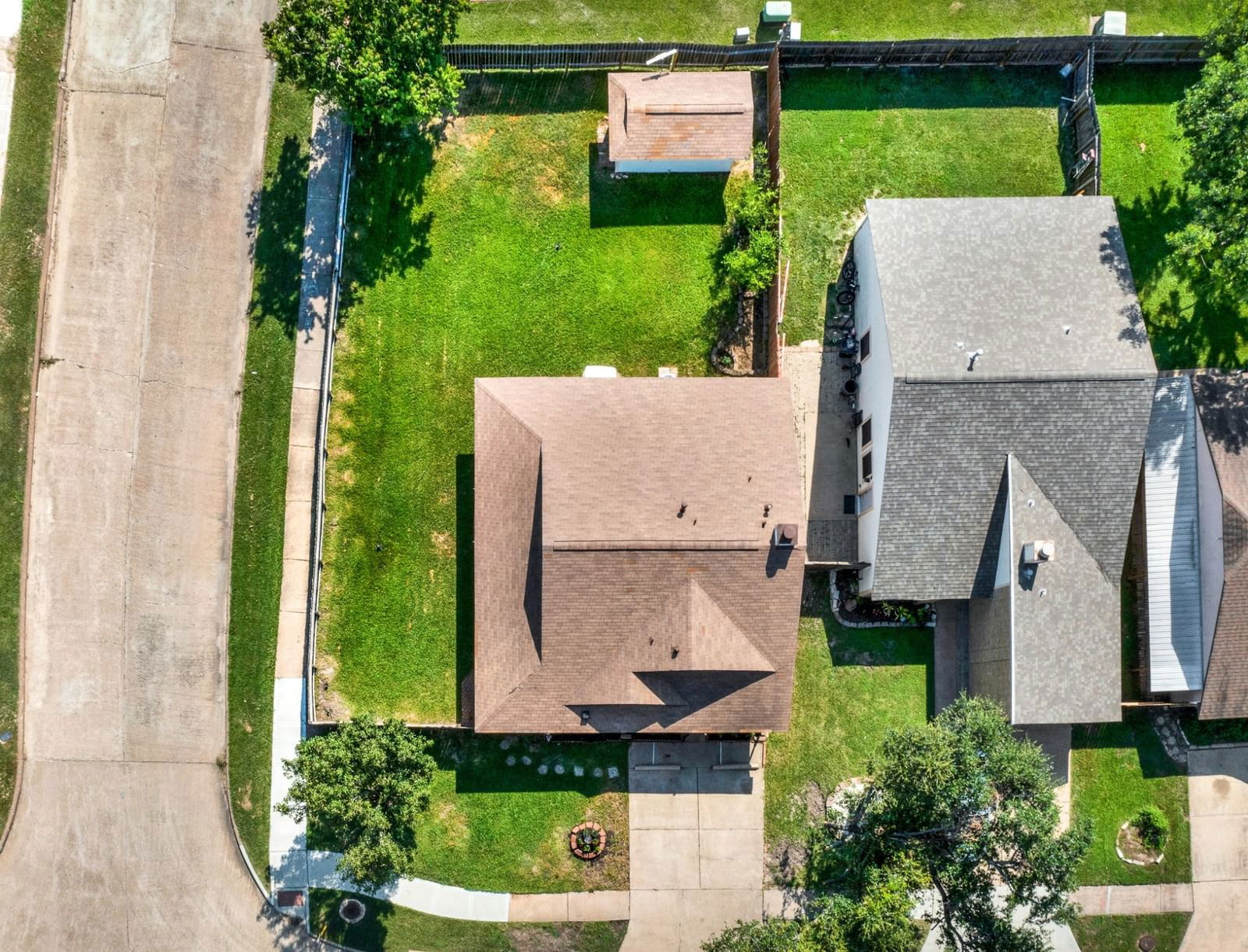 Real estate property located at 7210 Village Lake, Harris, Lancaster Sec 01, Cypress, TX, US