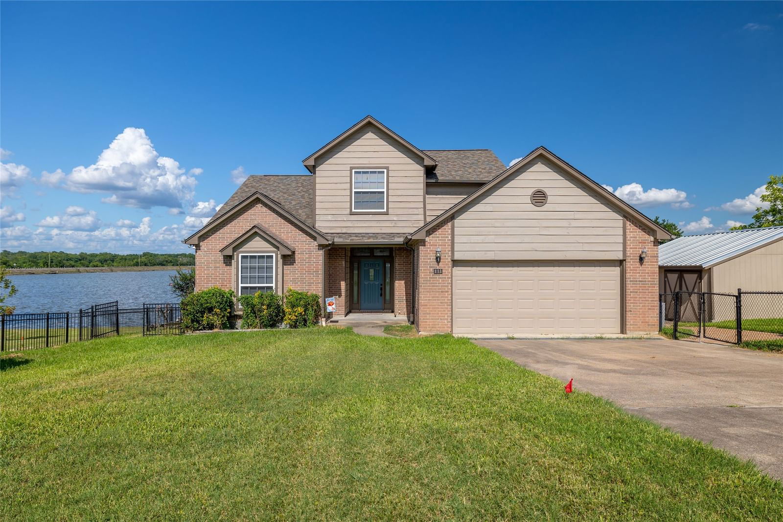 Real estate property located at 111 7th, Polk, Paradise Acres Sec 1 & Paradise Point, Onalaska, TX, US