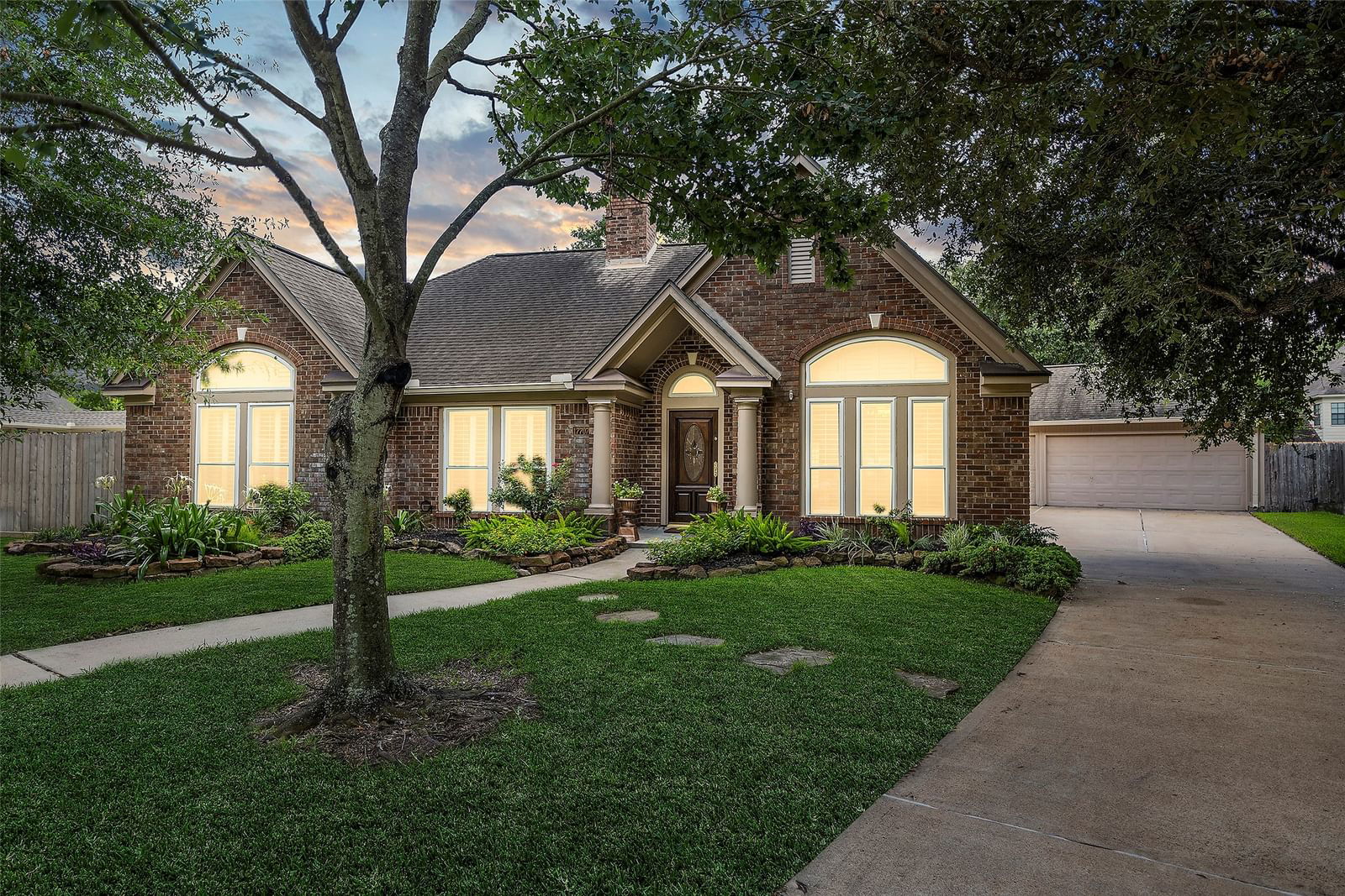 Real estate property located at 17707 Noble Oak, Harris, Copperfield Westcreek Village Sec, Houston, TX, US