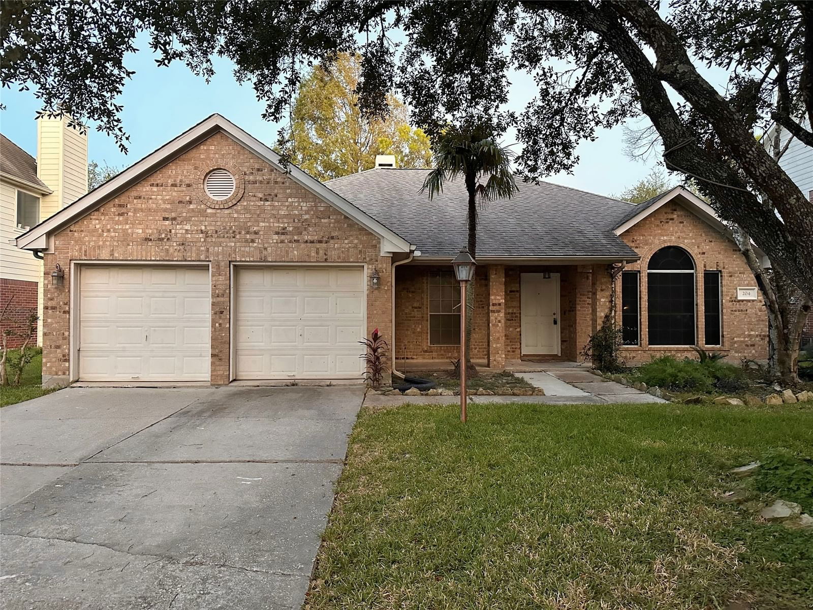 Real estate property located at 204 Harwood, Galveston, Meadow Bend, League City, TX, US