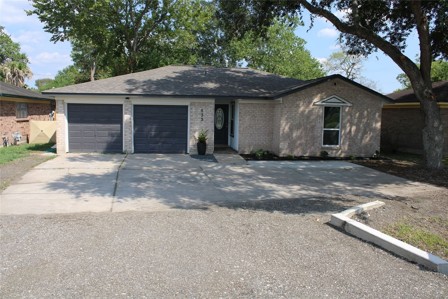 Real estate property located at 533 Downing Road, Brazoria, Angleton, TX, US