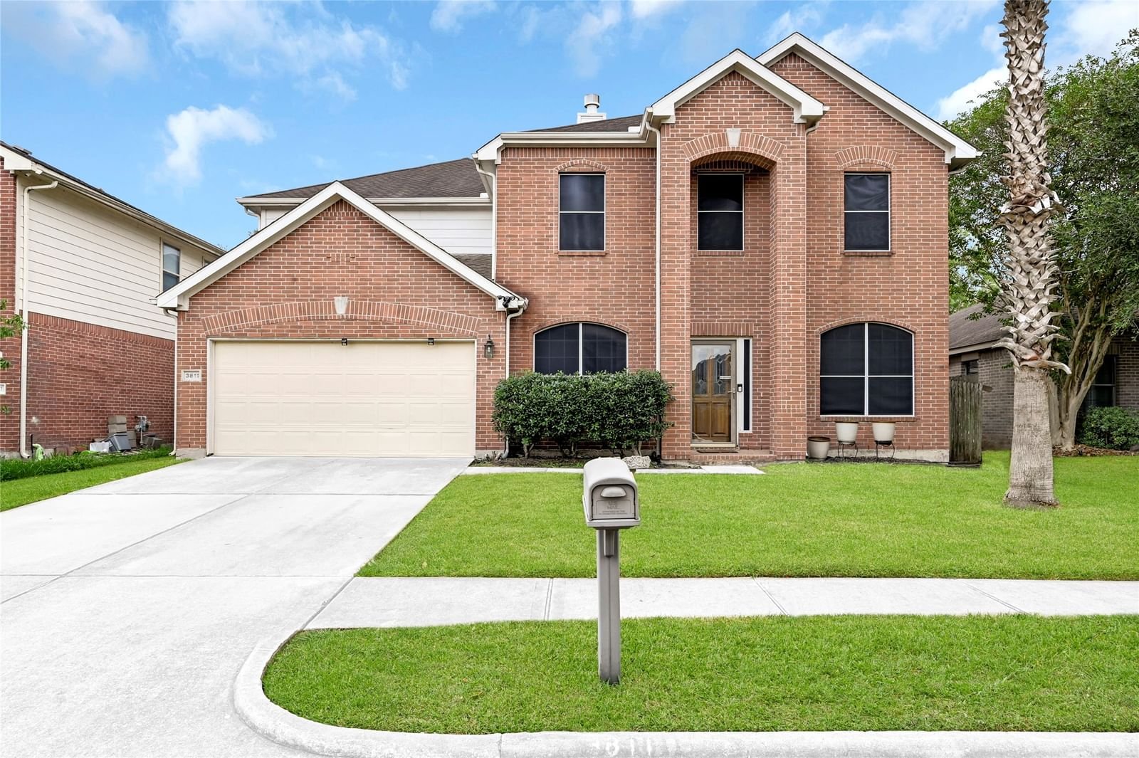 Real estate property located at 3811 Misty Falls, Harris, Heritage Park Sec 27, Friendswood, TX, US