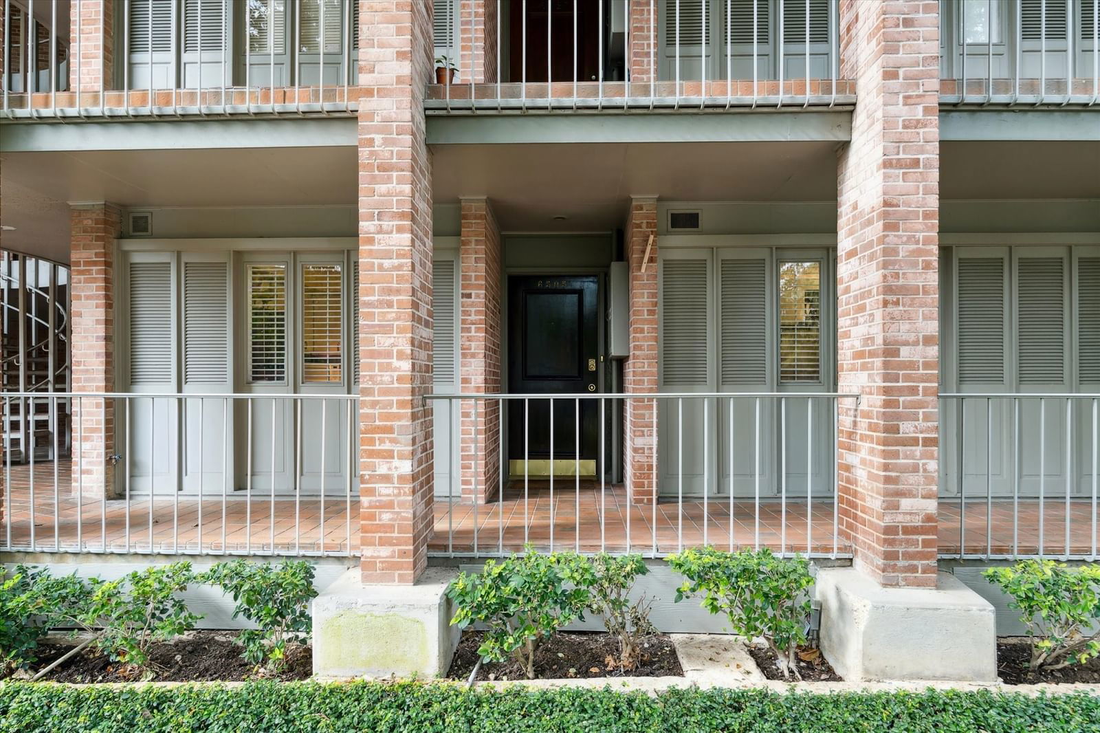 Real estate property located at 6505 Bayou Glen, Harris, Kerry Glen Condo, Houston, TX, US