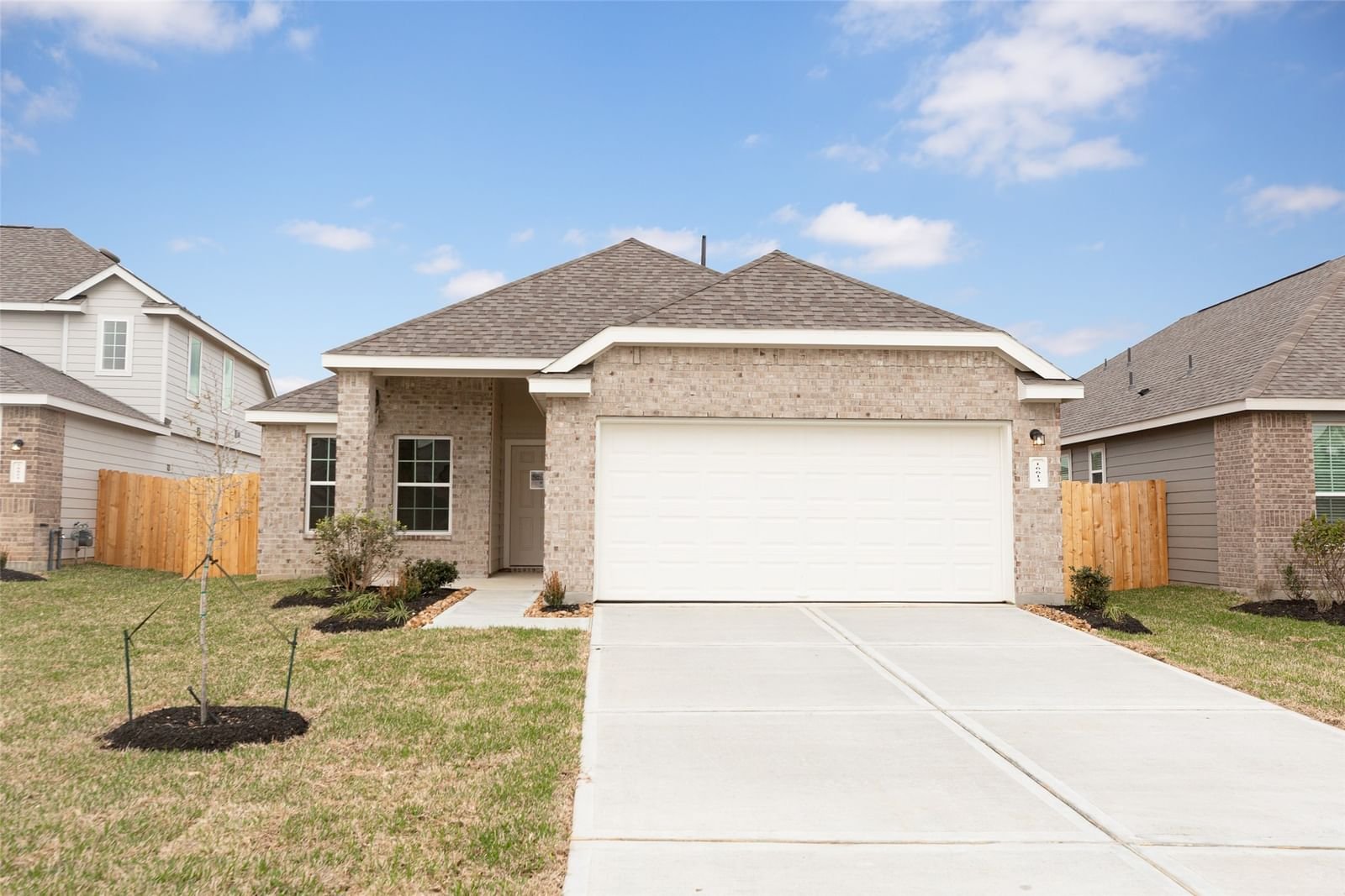 Real estate property located at 16613 Olivewood, Montgomery, Granger Pines, Conroe, TX, US