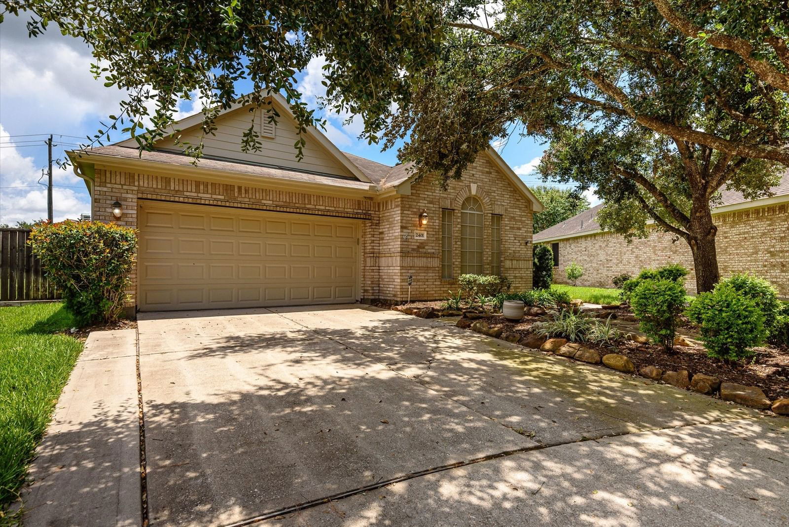 Real estate property located at 2401 Ameno, Harris, Bellavita At Green Tee Sec 03, Pearland, TX, US