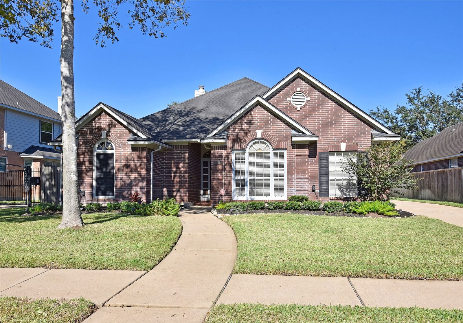 Real estate property located at 7307 Emerald Glen, Fort Bend, Greatwood Glen, Sugar Land, TX, US