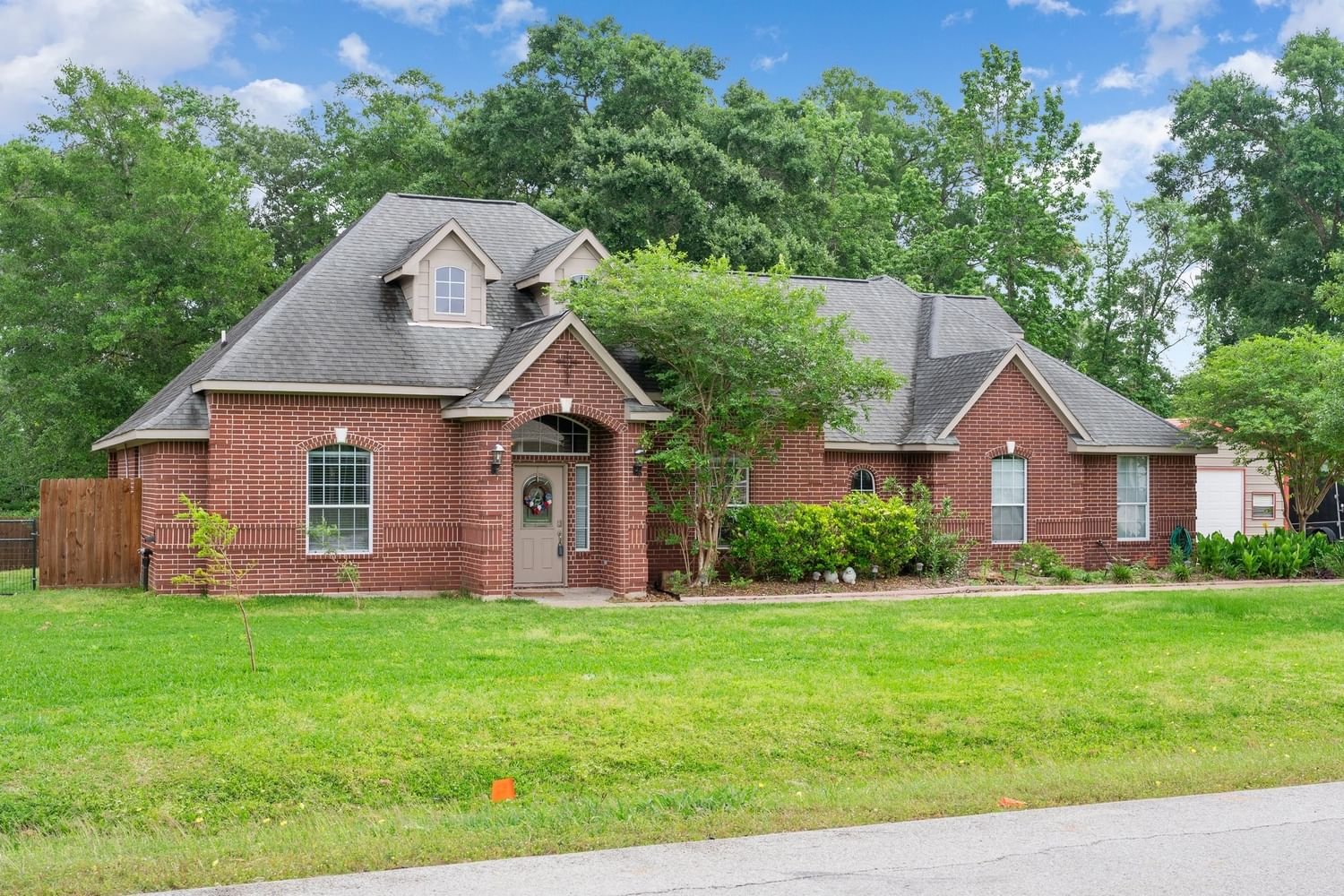 Real estate property located at 13314 Timber Ridge, Chambers, Timber Ridge Sub, Dayton, TX, US