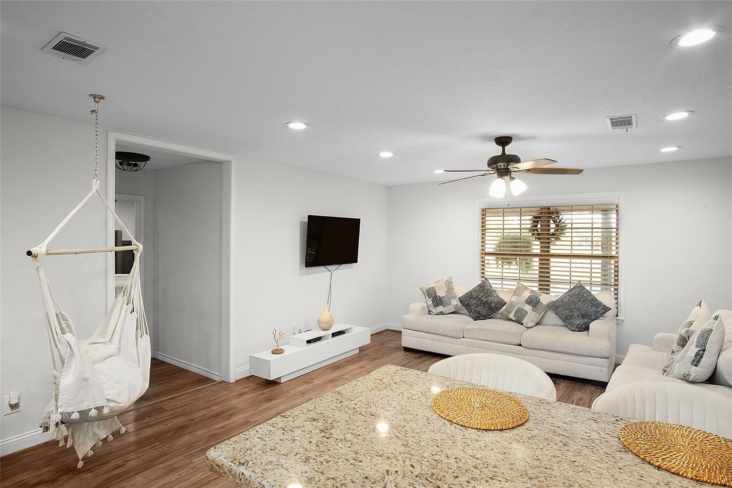 Real estate property located at 1319 Tammye, Madison, Madisonville, TX, US