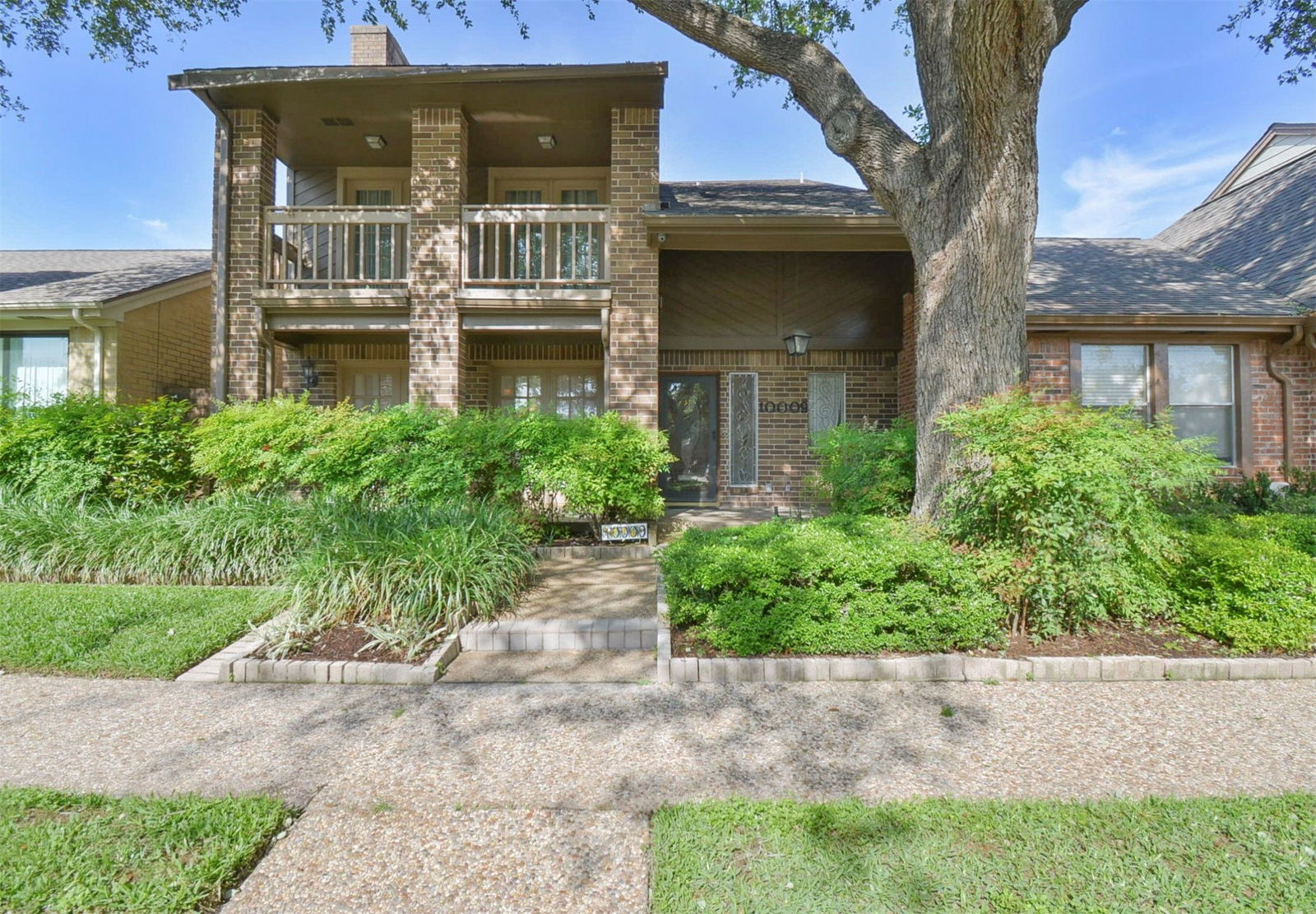 Real estate property located at 10009 Kemp Forest, Harris, Houston, TX, US