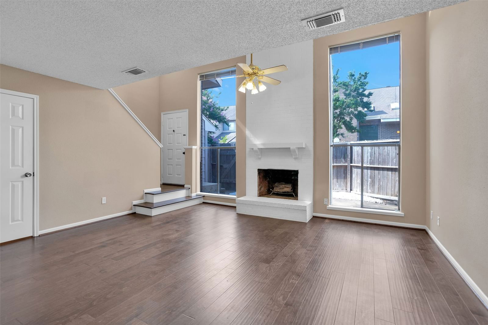 Real estate property located at 2851 Panagard #40, Harris, Westhollow Villa Th, Houston, TX, US