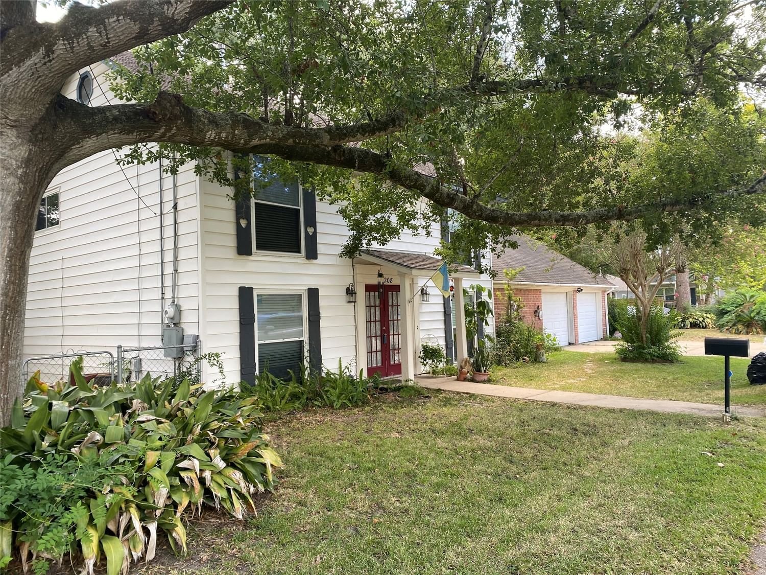 Real estate property located at 208 Durant, Brazoria, Alvin, TX, US