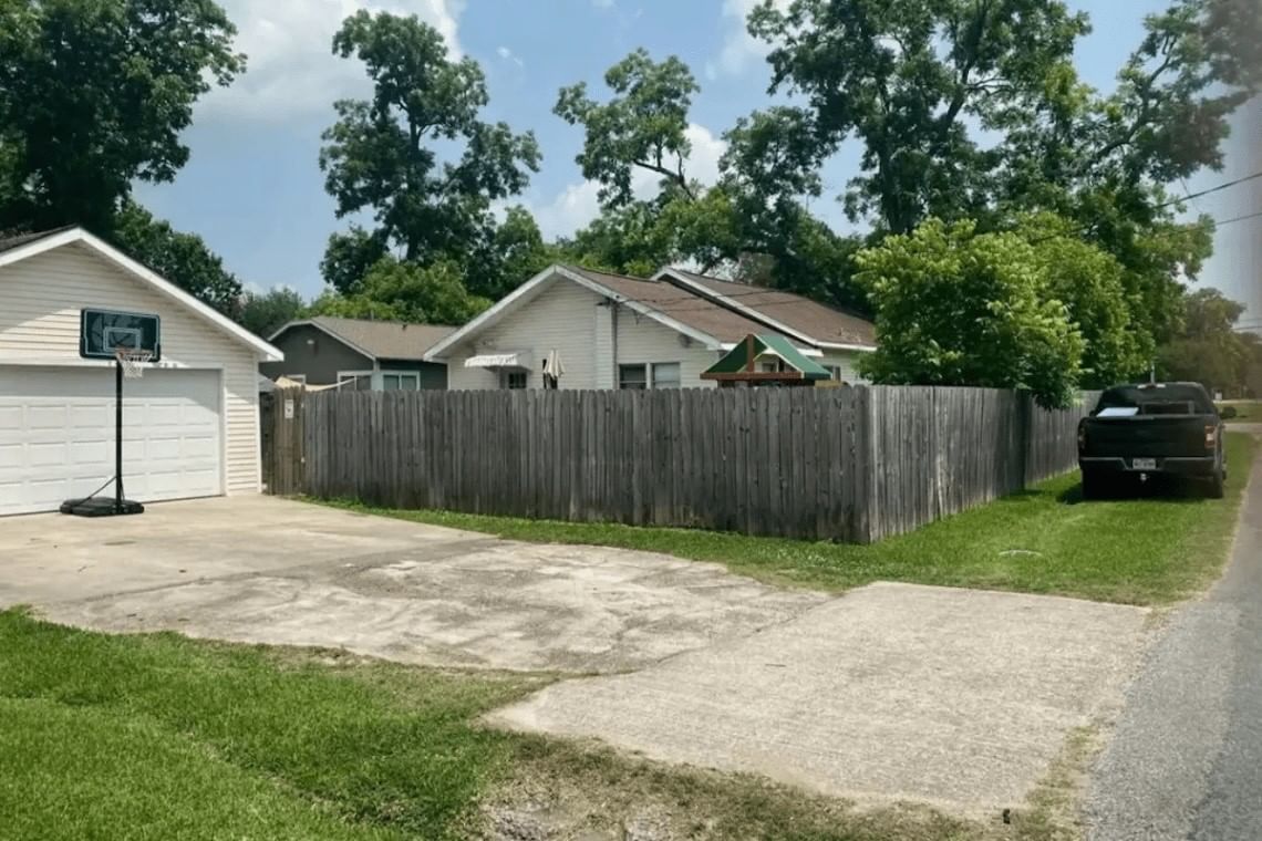 Real estate property located at 6501 Jefferson, Jefferson, Pecan Groves To Port Arthur, Groves, TX, US