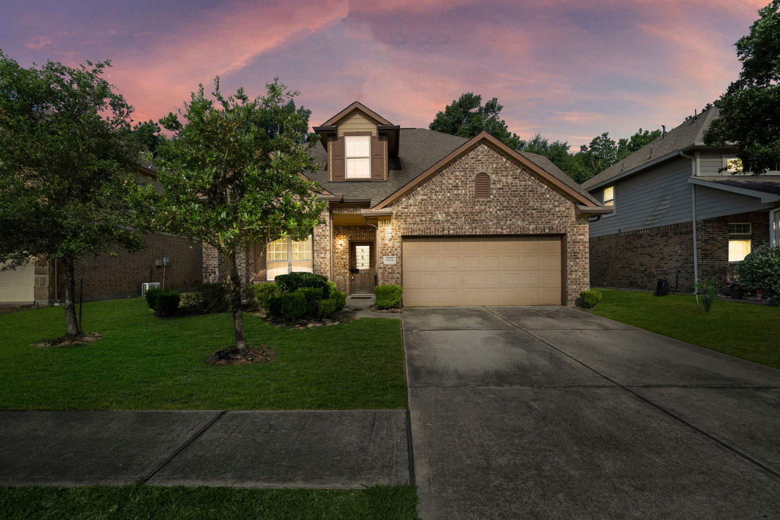 Real estate property located at 6711 Hunters Creek, Harris, Baytown, TX, US