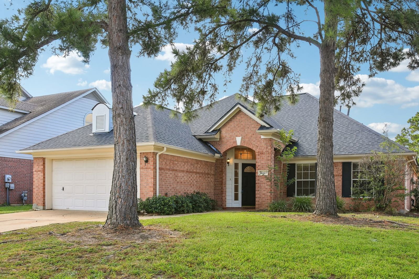 Real estate property located at 20423 Scenic Woods, Harris, Fairfield Inwood Park, Cypress, TX, US