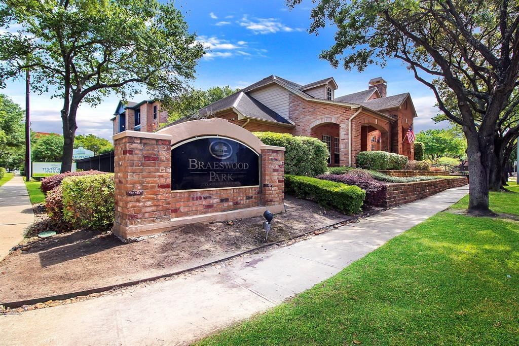 Real estate property located at 2255 Braeswood Park #206, Harris, Braeswood Park Condos, Houston, TX, US